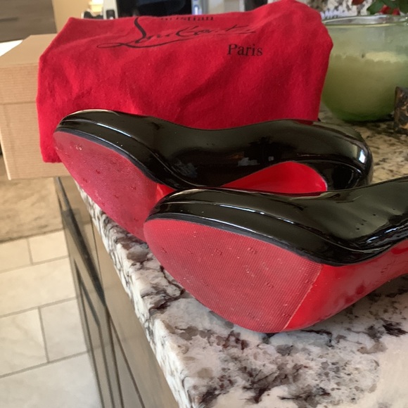 Shose - Picture 5 of 6